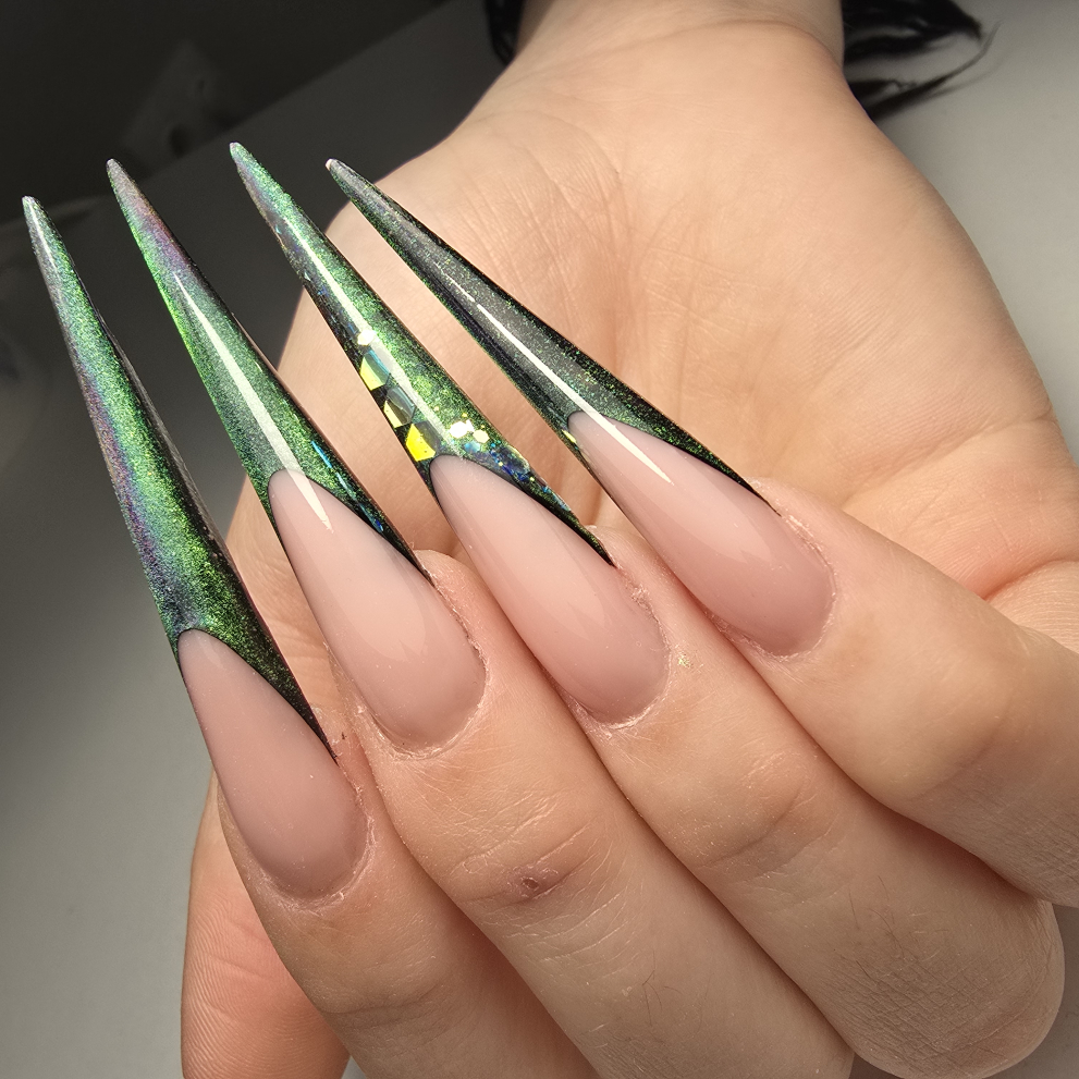 КАМПУС ЗА ТИТЛАТА INTERNATIONAL NAIL MASTER